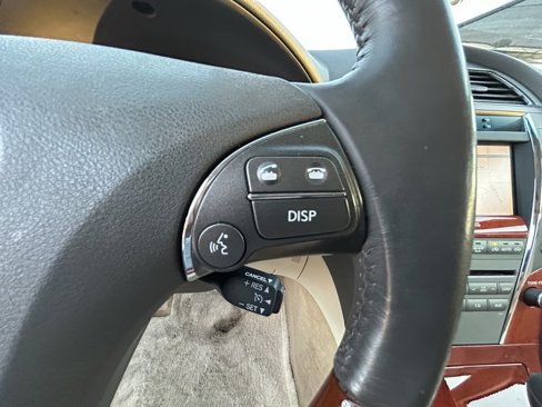 Used 2011 Lexus ES 350 image 17