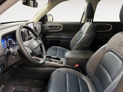 New 2024 Ford Bronco Sport Outer Banks w/ Tech Package image 13