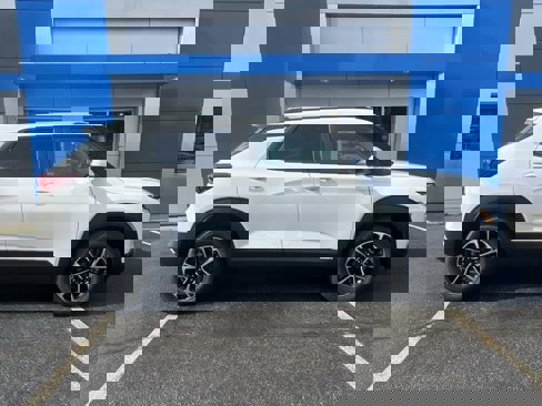 New 2025 Chevrolet TrailBlazer LT w/ LT Cold Weather Package image 6
