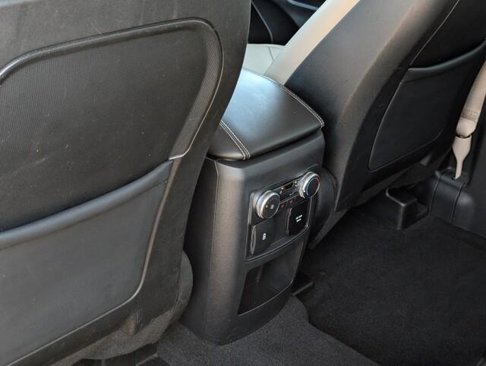 Used 2020 Ford Explorer Limited image 29