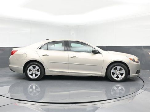 Used 2014 Chevrolet Malibu LS w/ Protection Package image 4