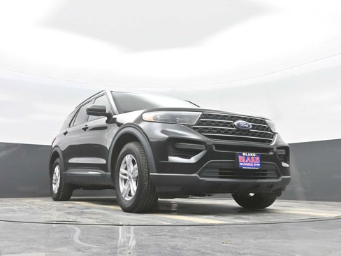 Used 2020 Ford Explorer XLT image 38