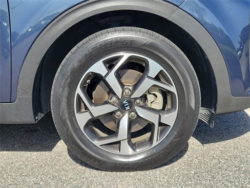 Certified 2022 Kia Sportage LX image 7
