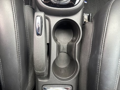 Used 2019 Buick Encore Essence image 24