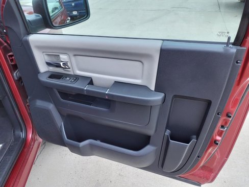 Used 2012 RAM 1500 Classic SLT w/ Luxury Group image 16