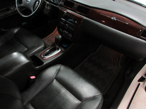 Used 2007 Chevrolet Impala LT image 8