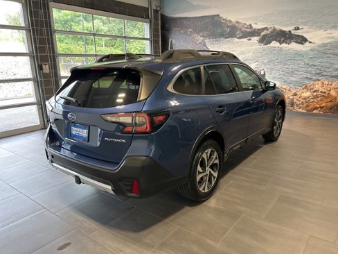 Used 2020 Subaru Outback Limited image 39