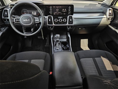 Used 2022 Kia Sorento LX image 14