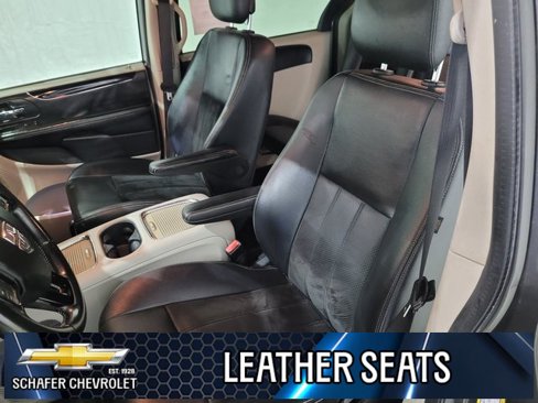 Used 2017 Dodge Grand Caravan SXT image 41