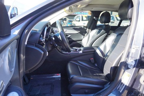 Used 2015 Mercedes-Benz C 300 4MATIC Sedan image 16