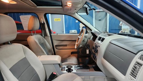 Used 2008 Ford Escape XLT image 11