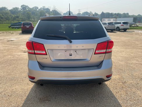 Used 2015 Dodge Journey SXT w/ Flexible Seating Group image 3