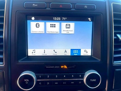 Used 2018 Ford Expedition Max Limited image 18