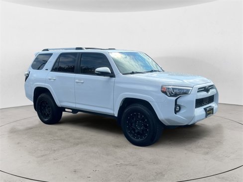Used 2022 Toyota 4Runner SR5 Premium image 7