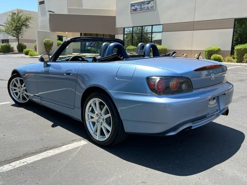 Used 2004 Honda S2000 image 2