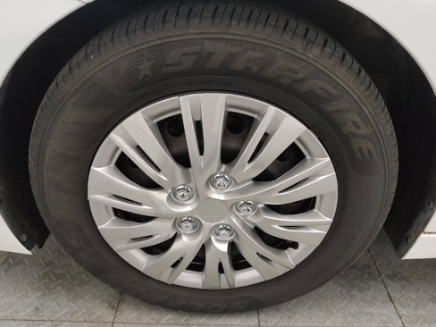 Used 2019 Hyundai Elantra SE w/ Cargo Package image 31