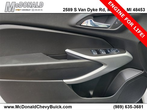 Used 2024 Chevrolet Trax RS w/ Driver Confidence Package image 17