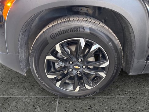 Used 2022 Chevrolet TrailBlazer LT w/ Sun and Liftgate Package image 11