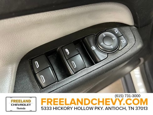 Used 2020 Chevrolet Equinox LS w/ LS Convenience Package image 12