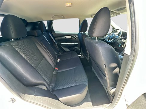 Certified 2017 Nissan Rogue Sport S image 25