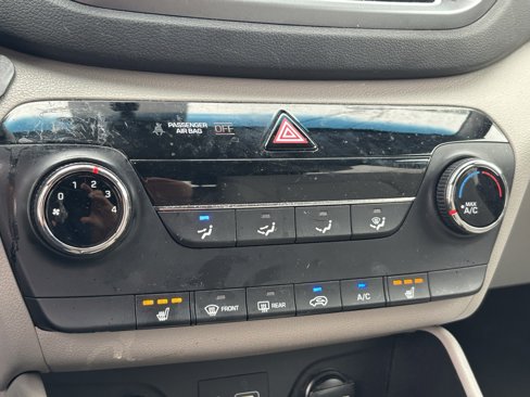 Used 2018 Hyundai Tucson SEL image 11