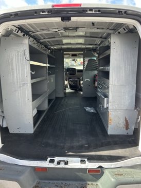 Used 2001 Chevrolet Express 3500 image 15