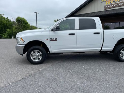 Used 2015 RAM 2500 Tradesman w/ Chrome Appearance Group image 2