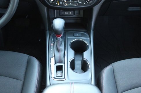 Used 2022 Chevrolet Equinox RS w/ Infotainment Package image 49
