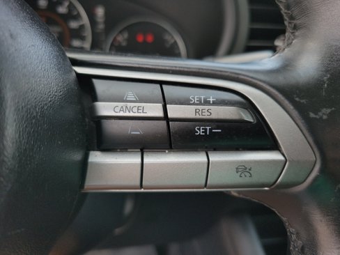 Used 2021 MAZDA MAZDA3 s image 16