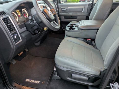 Used 2016 RAM 1500 Classic SLT image 15