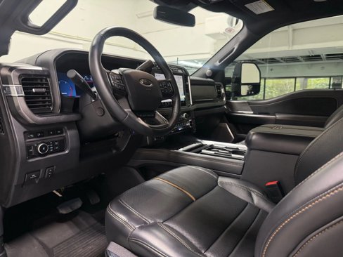 Used 2023 Ford F250 Platinum image 38