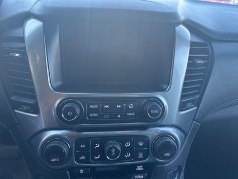 Used 2018 Chevrolet Tahoe LT image 14