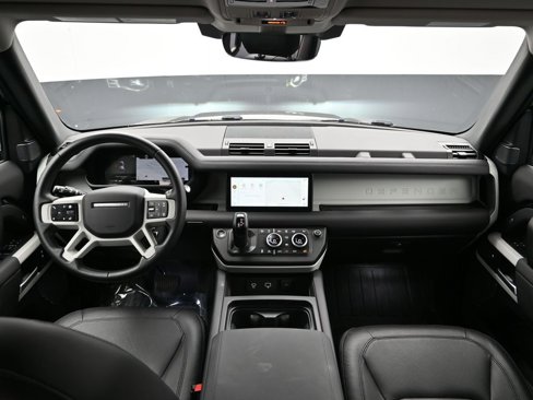 Used 2024 Land Rover Defender 110 S image 25