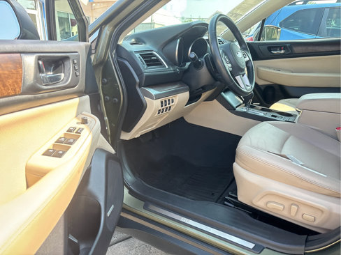 Used 2017 Subaru Outback 3.6R Limited image 7