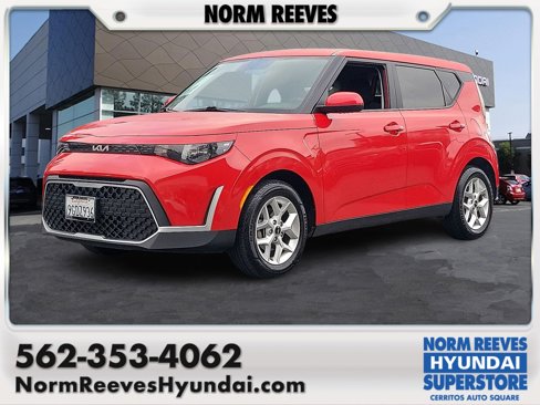 Used 2023 Kia Soul LX w/ Option Group 015 image 1