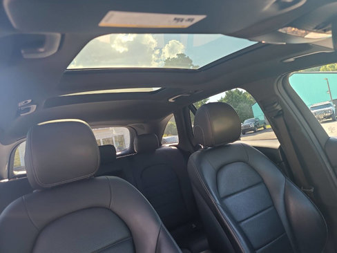 Used 2018 Mercedes-Benz GLC 300 4MATIC image 39
