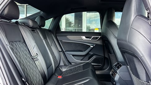 Used 2021 Audi S6 Premium Plus w/ Black Optic Package image 34