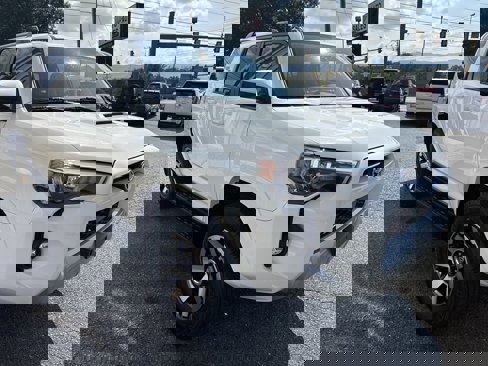 Used 2024 Toyota 4Runner TRD Off-Road image 4