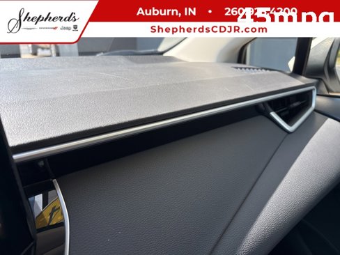 Used 2024 Toyota Corolla LE image 22