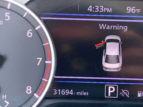 Used 2024 Nissan Sentra SV image 38