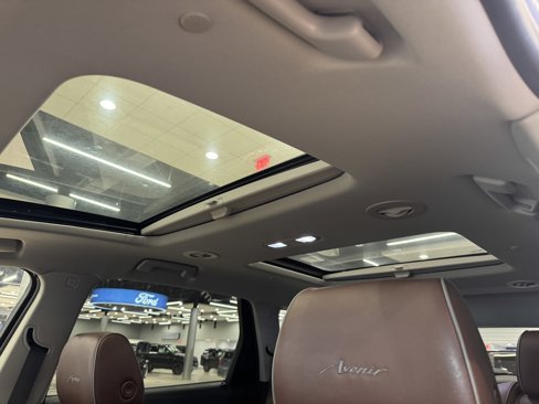 Used 2019 Buick Enclave Avenir image 29