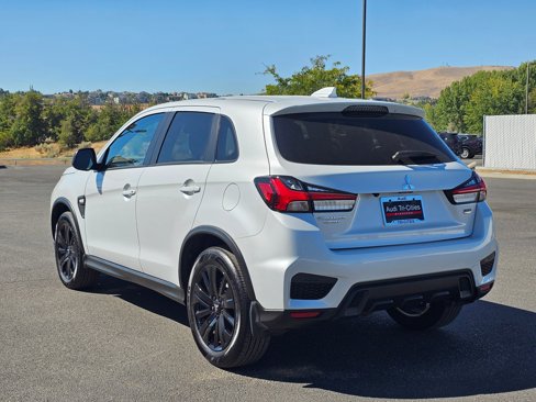Used 2024 Mitsubishi Outlander Sport LE image 4