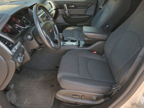 Used 2016 GMC Acadia SLE image 4