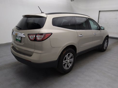 Used 2015 Chevrolet Traverse LT image 9