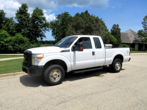 Used 2015 Ford F250 XL w/ Power Equipment Group image 2