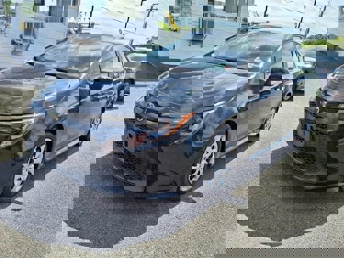 Used 2021 Toyota Corolla LE image 7