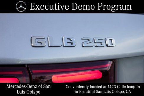Used 2025 Mercedes-Benz GLB 250 4MATIC image 15