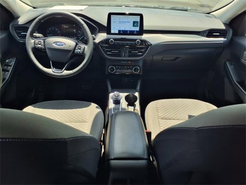Certified 2022 Ford Escape SE w/ Cold Weather Package image 10