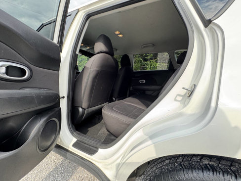 Used 2019 Kia Soul w/ Convenience Package image 18