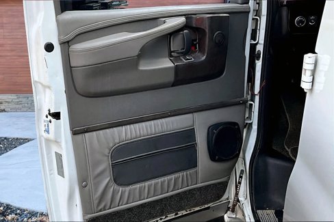 Used 2010 Chevrolet Express 1500 AWD w/ Preferred Equipment Group image 22